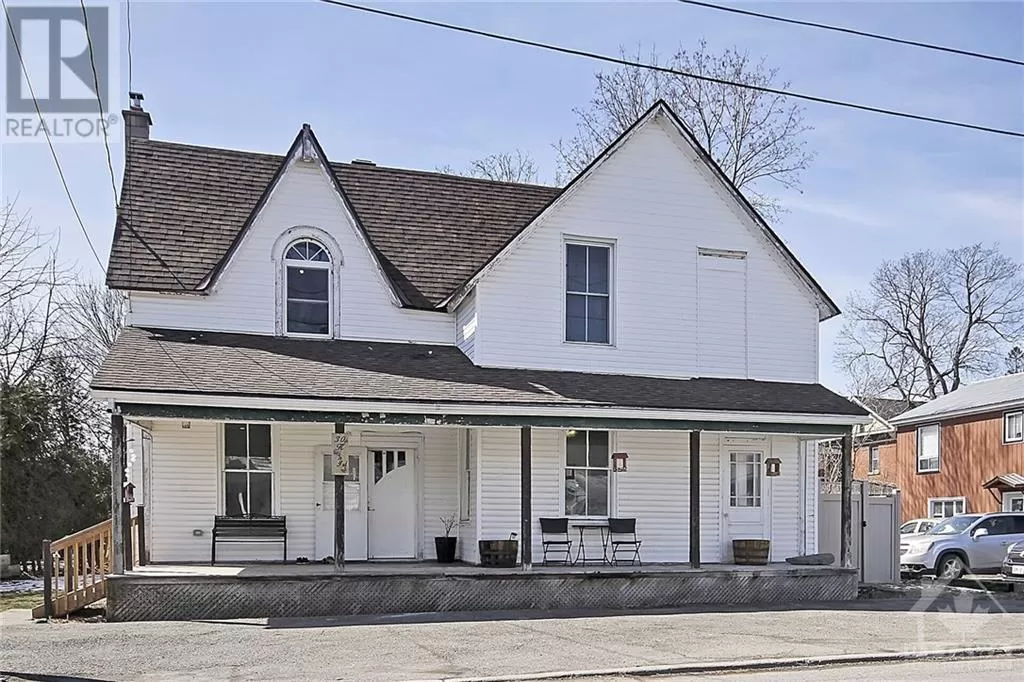 House for rent: 30 King Street, Chesterville, Ontario K0C 1H0