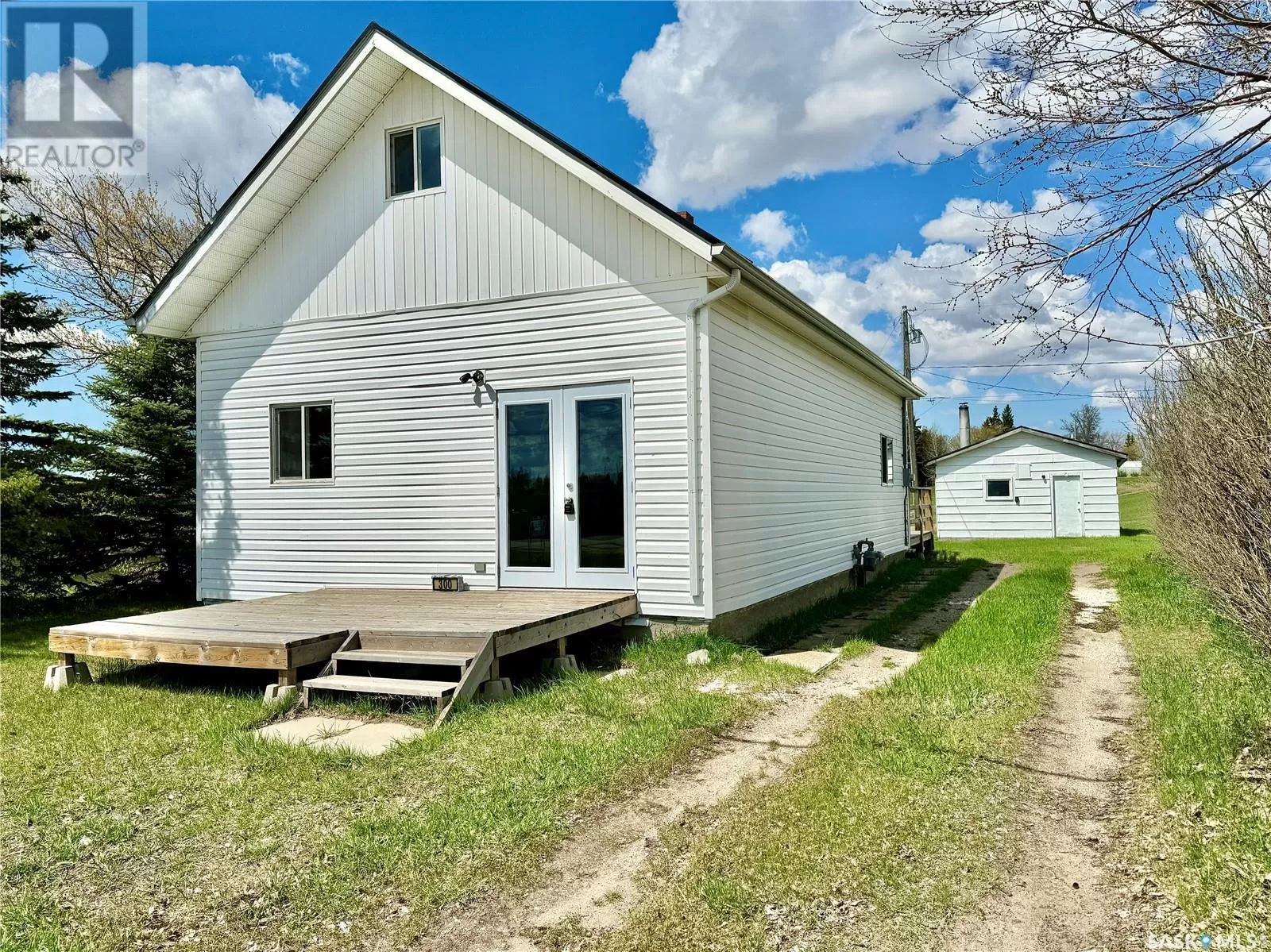House for rent: 300 Broadway Avenue, Bredenbury, Saskatchewan S0A 0H0