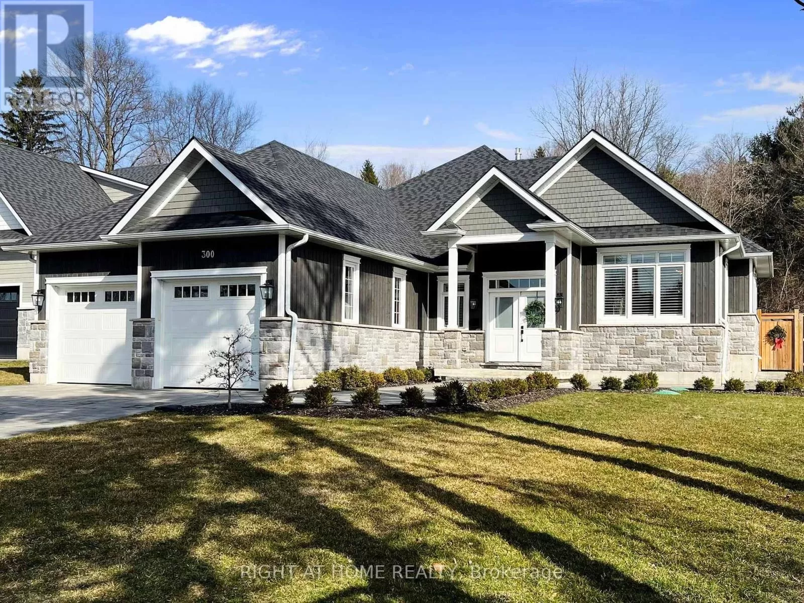 House for rent: 300 Shanty Bay Rd, Oro-Medonte, Ontario L4M 1E6
