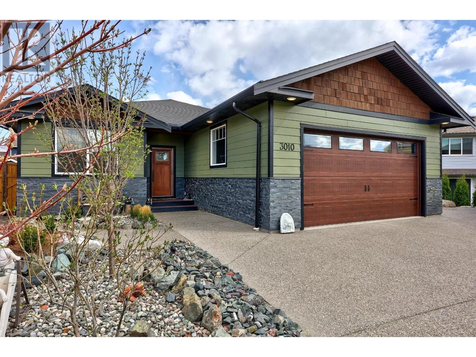House for rent: 3010 Hilton Drive, Merritt, British Columbia V1K 0B2