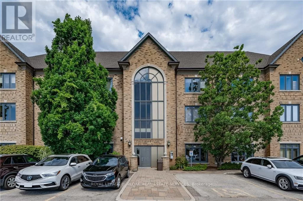 Offices for rent: 301a - 2904 South Sheridan Way, Oakville, Ontario L6J 7L7