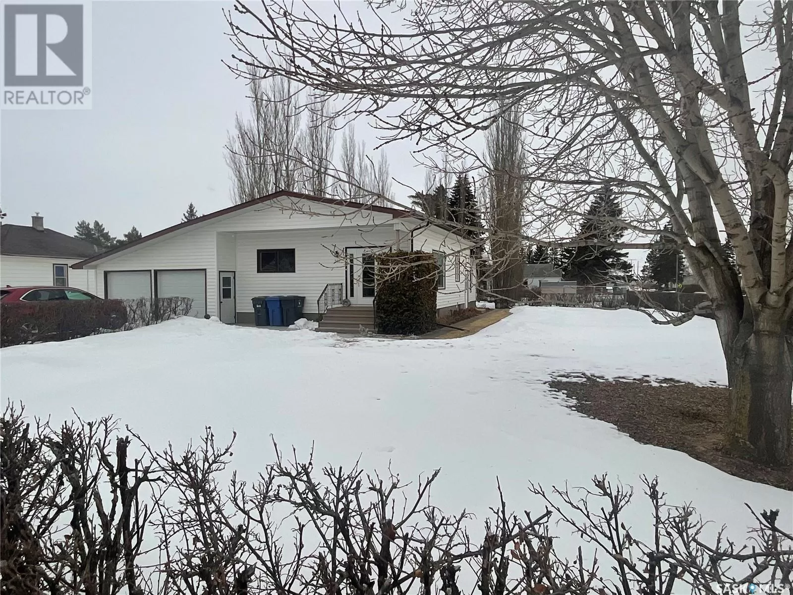 House for rent: 302 2nd Avenue E, Blaine Lake, Saskatchewan S0J 0J0