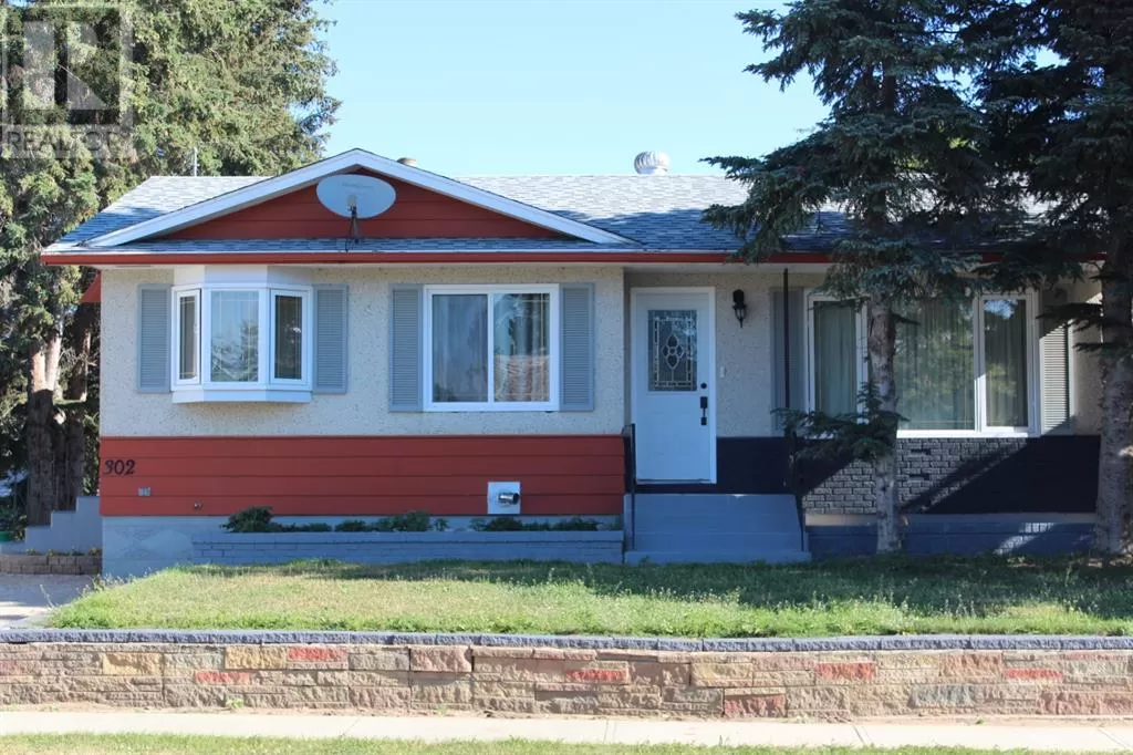House for rent: 302 6th Avenue Se, Manning, Alberta T0H 2M0