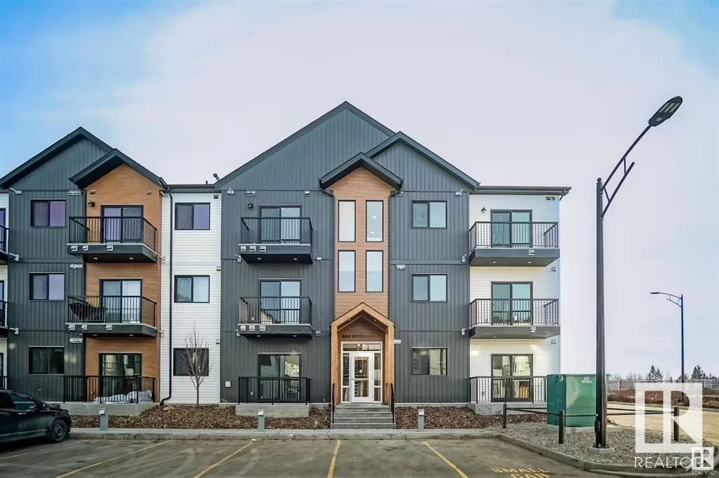 Apartment for rent: #302 9224 228 St Nw, Edmonton, Alberta T5T 7R9