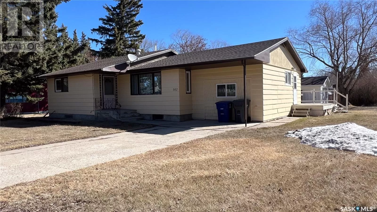 House for rent: 302 Broad Street, Cut Knife, Saskatchewan S0M 0N0