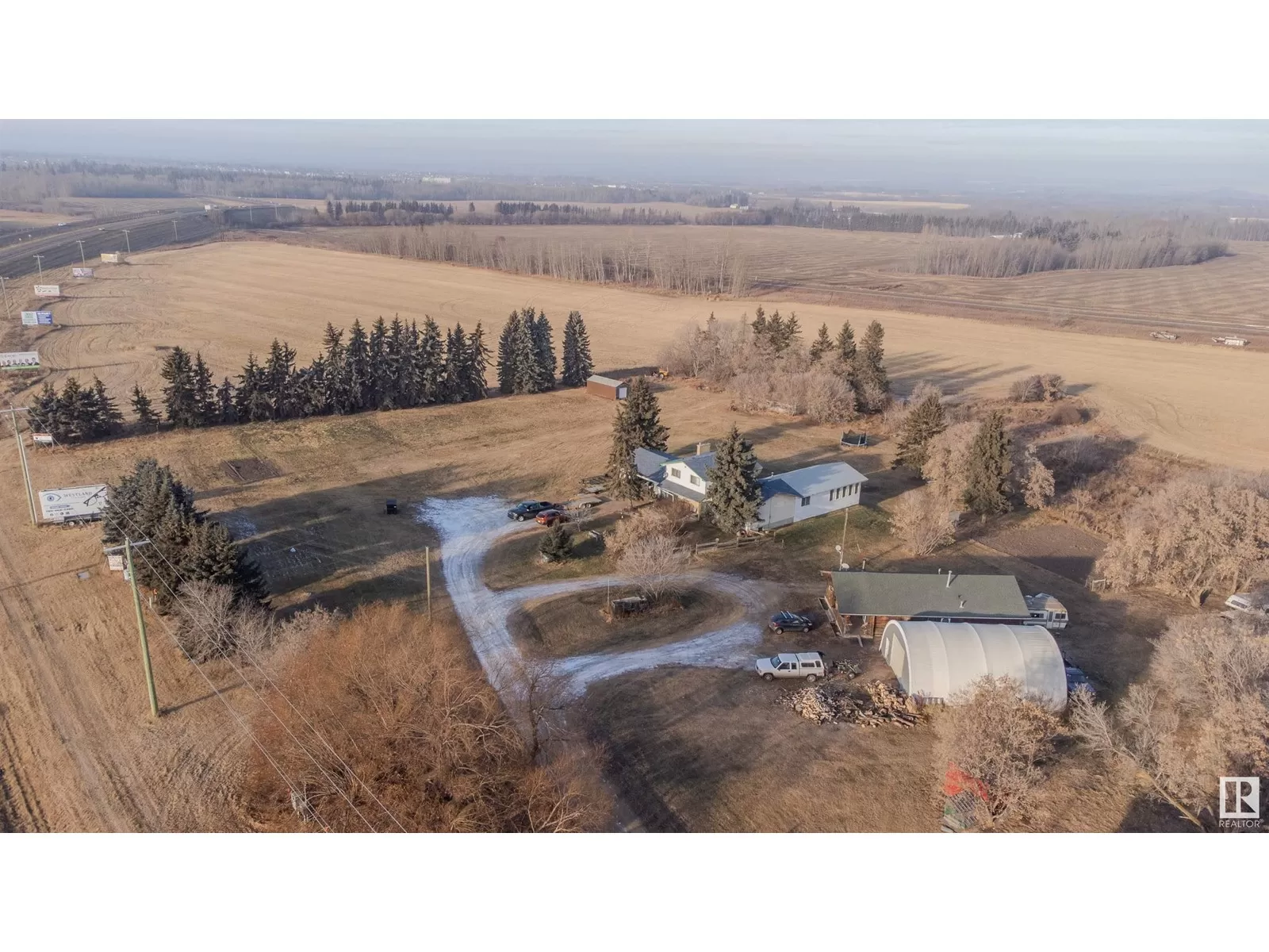No Building for rent: 30280 Highway 16a, Rural Parkland County, Alberta T7X 6P1