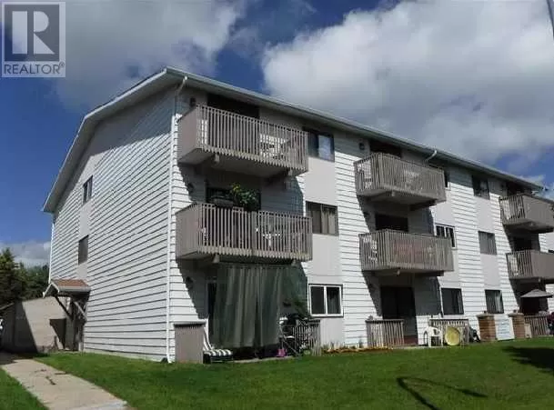 Apartment for rent: 305, 114 Mount Pleasant Drive, Camrose, Alberta T4V 2M7
