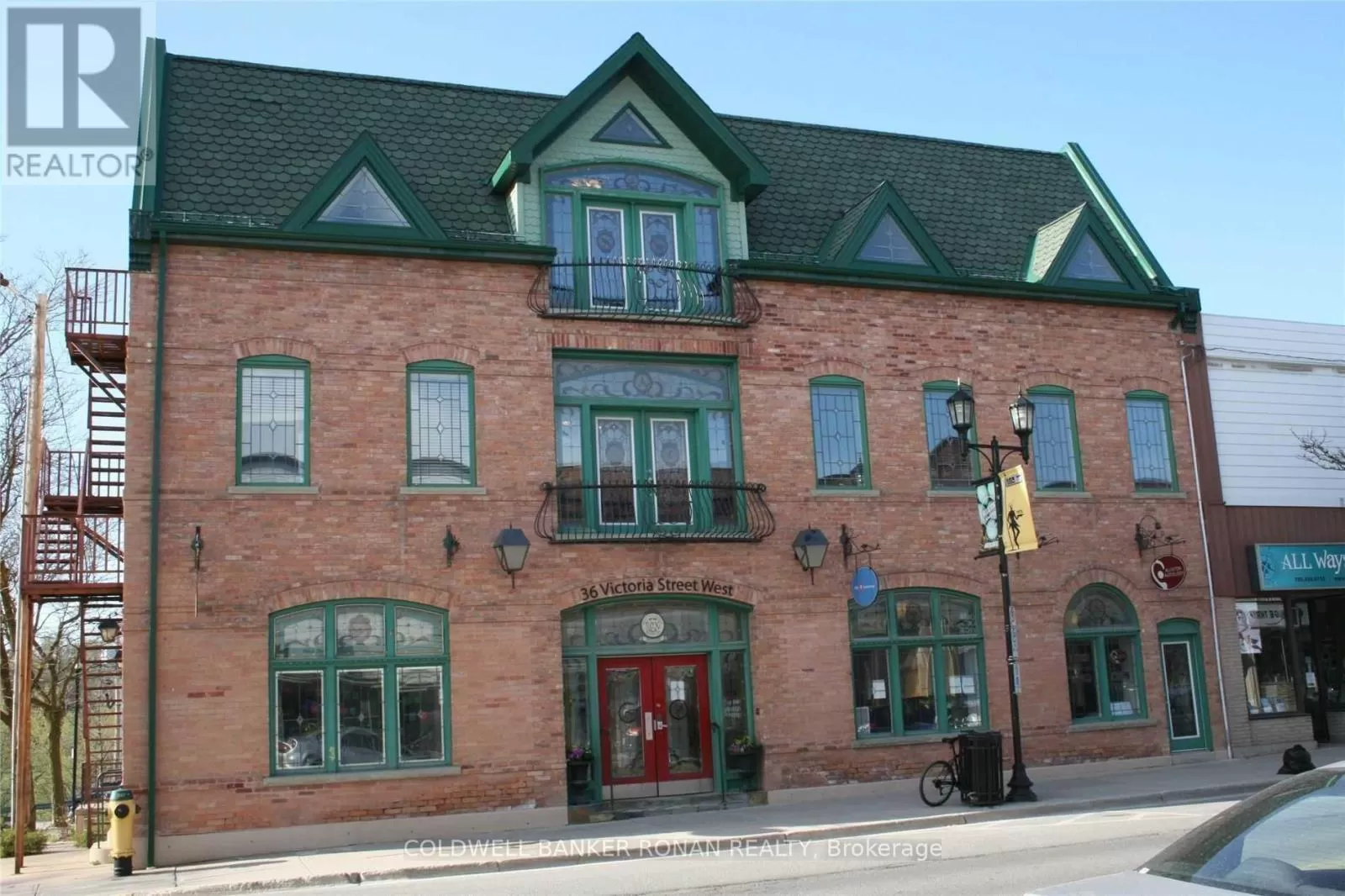 Offices for rent: #305 -36 Victoria St W, New Tecumseth, Ontario L9R 1T3