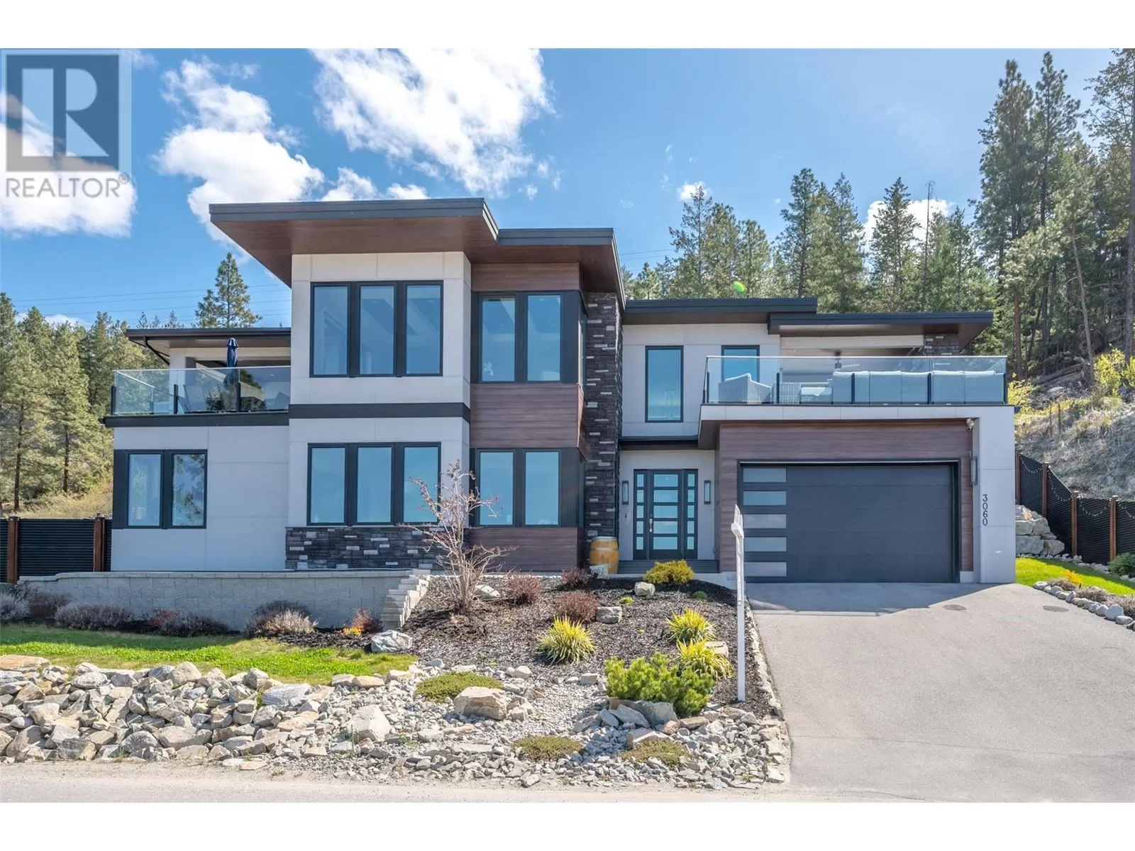 House for rent: 3060 Outlook Way, Naramata, British Columbia V0H 1N1