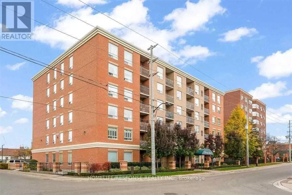 Apartment for rent: #307 -32 Tannery St, Mississauga, Ontario L5M 6T6