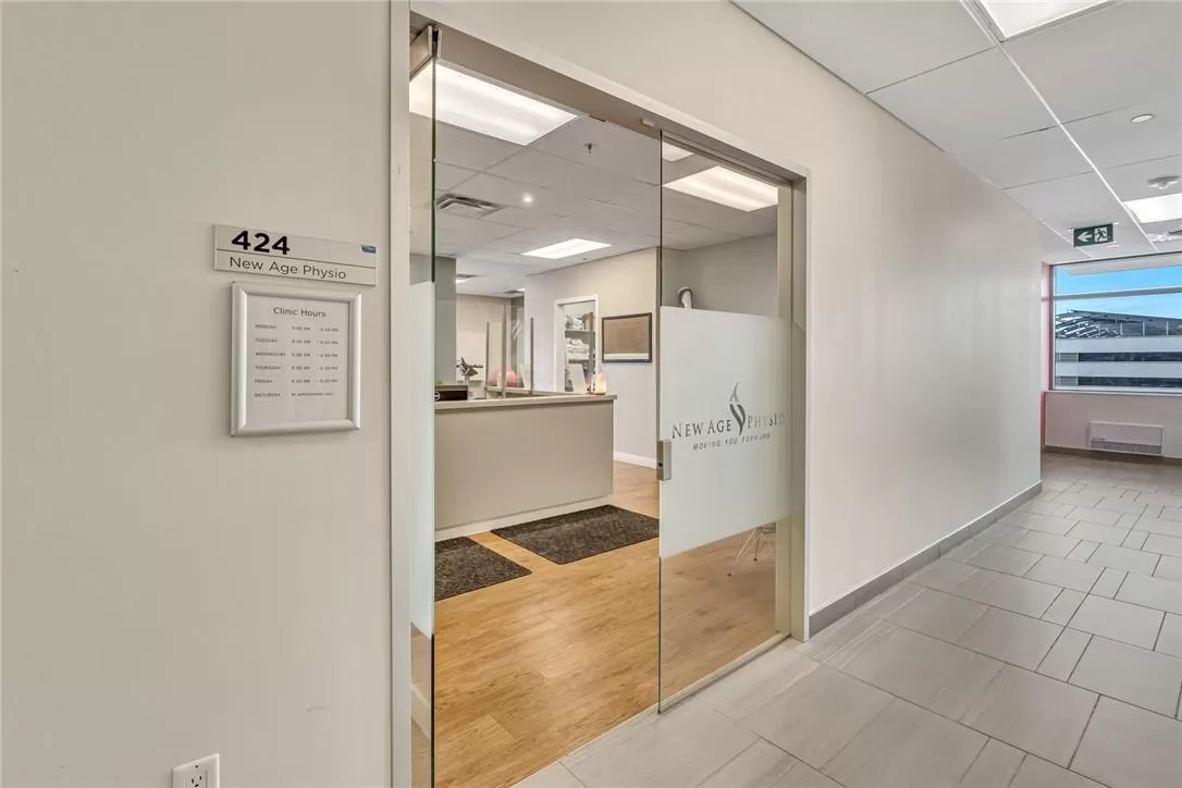 Offices for rent: 3075 Hospital Gate|unit #424, Oakville, Ontario L6L 1M1