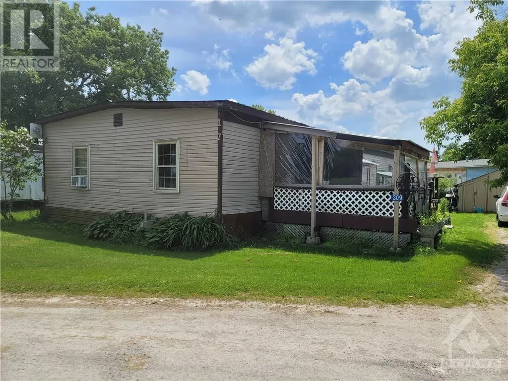 Mobile Home for rent: 309 Elsie Street, Smiths Falls, Ontario K7A 4S4