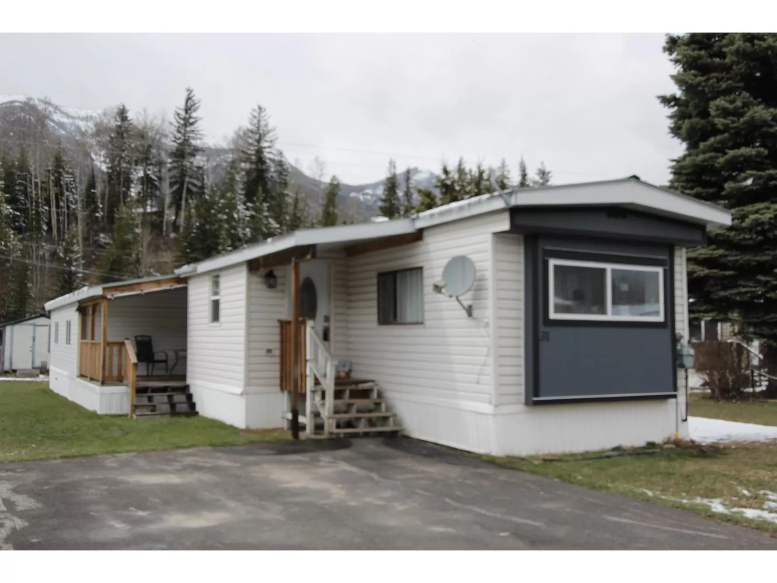Mobile Home for rent: 31 - 6272 Lower Elk Valley Road, Sparwood, British Columbia V0B 2G3