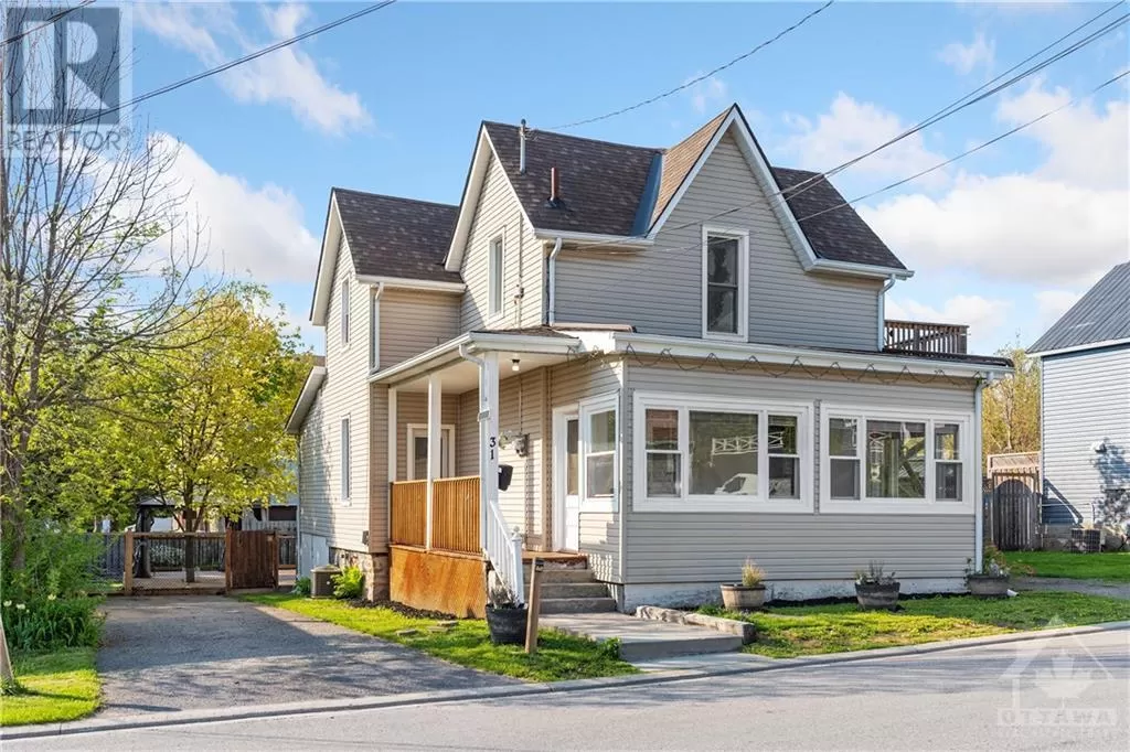 House for rent: 31 Herriott Street, Carleton Place, Ontario K7C 2A4