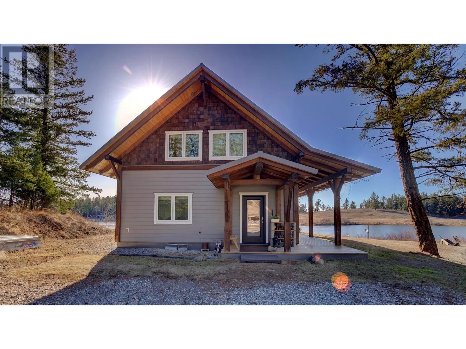 House for rent: 3112 Doctors Lake Road, 150 Mile House, British Columbia V0K 2G0