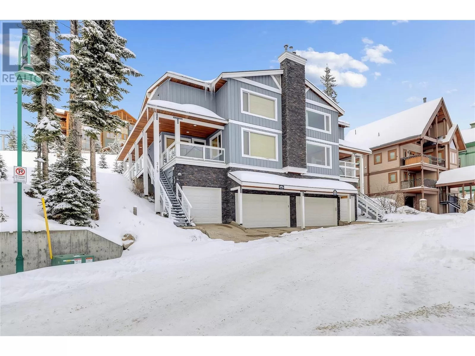 Duplex for rent: 315 Bear Foot Lane, Big White, British Columbia V1P 1P3