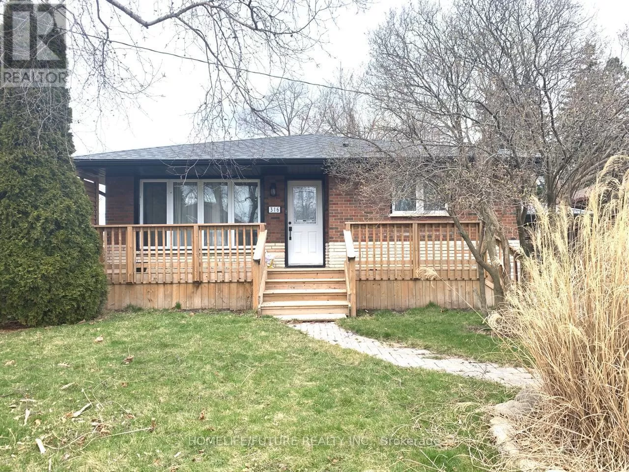 House for rent: 316 Walmer Rd, Oshawa, Ontario L1J 2Z7