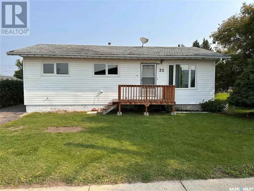 House for rent: 32 1st Avenue Nw, Preeceville, Saskatchewan S0A 3B0