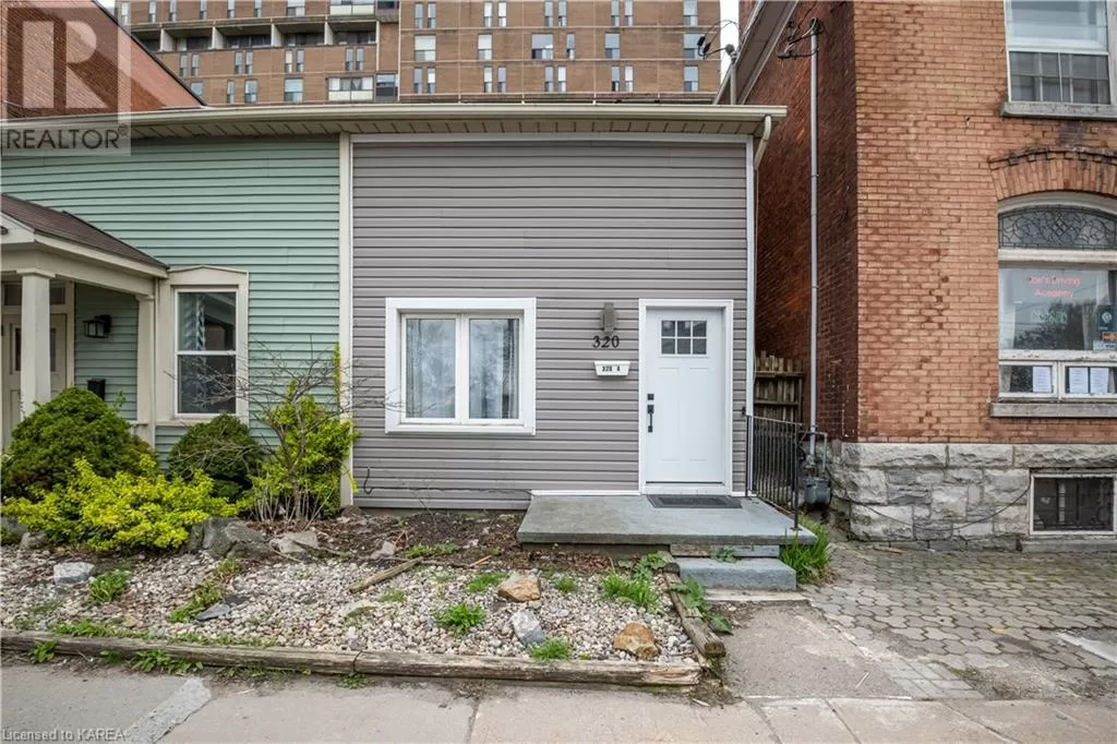Duplex for rent: 320 Queen Street, Kingston, Ontario K7K 1B8