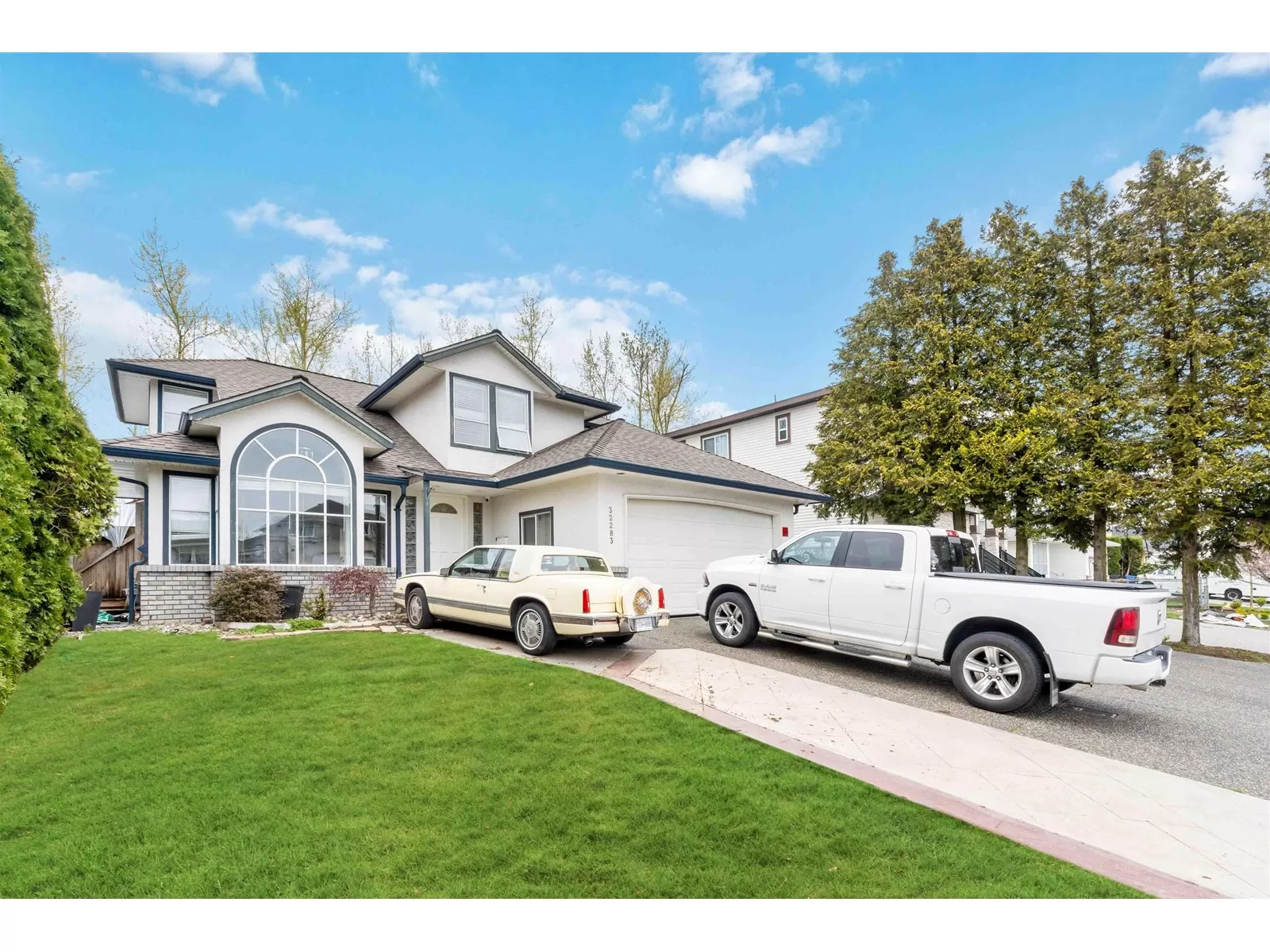 House for rent: 32283 Clinton Avenue, Abbotsford, British Columbia V2T 5B3