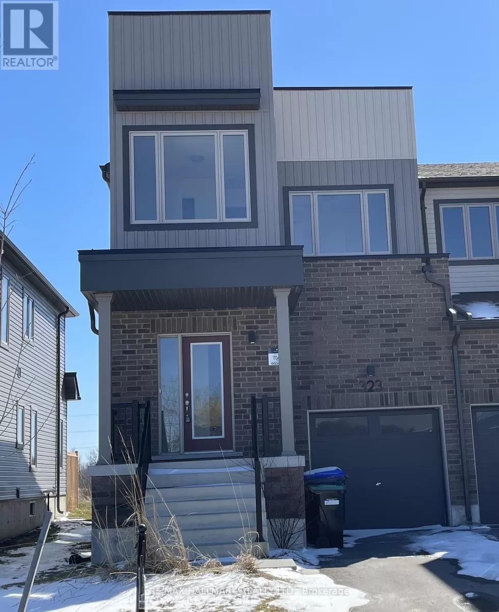 Row / Townhouse for rent: 323 Atkinson St, Clearview, Ontario L0M 1S0