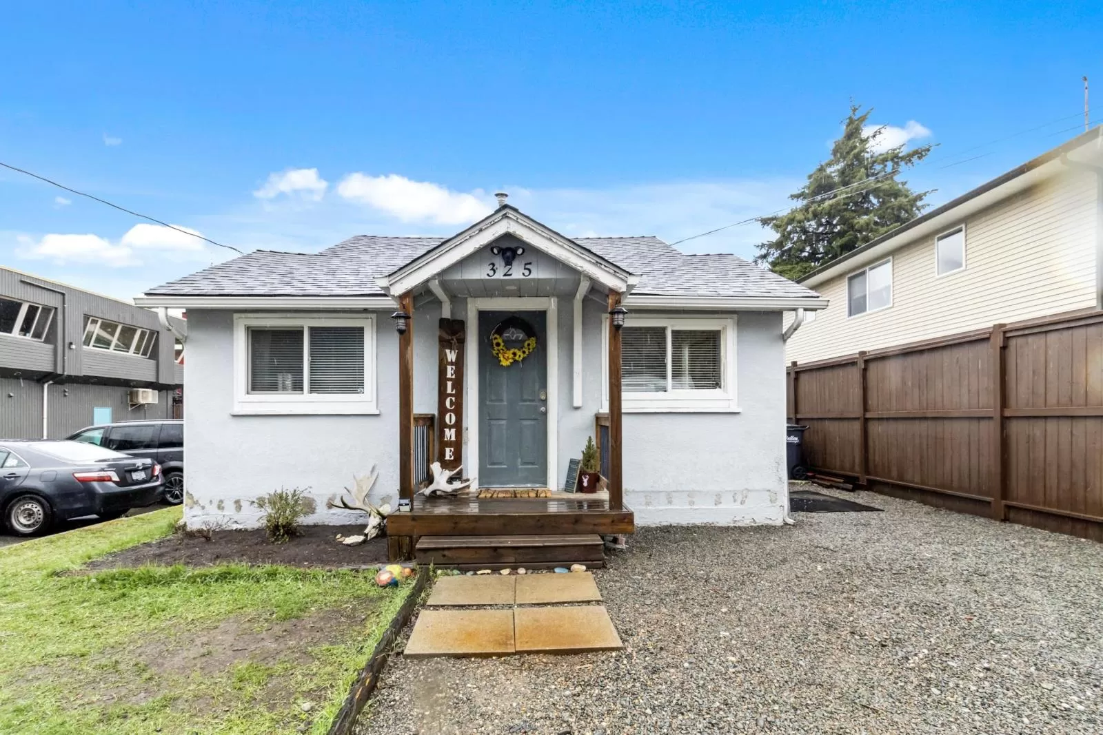 House for rent: 325 Hudson Bay Street, Hope, British Columbia V0X 1L0