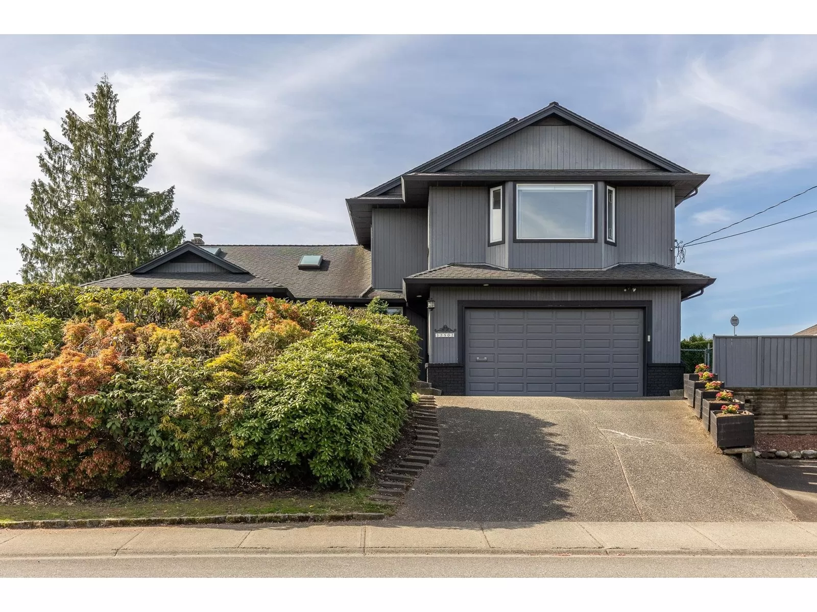 House for rent: 32502 Best Avenue, Mission, British Columbia V2V 2S6