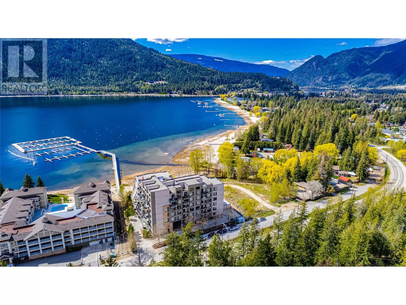 Apartment for rent: 326 Mara Lake Lane Unit# 502, Sicamous, British Columbia V0E 2V1
