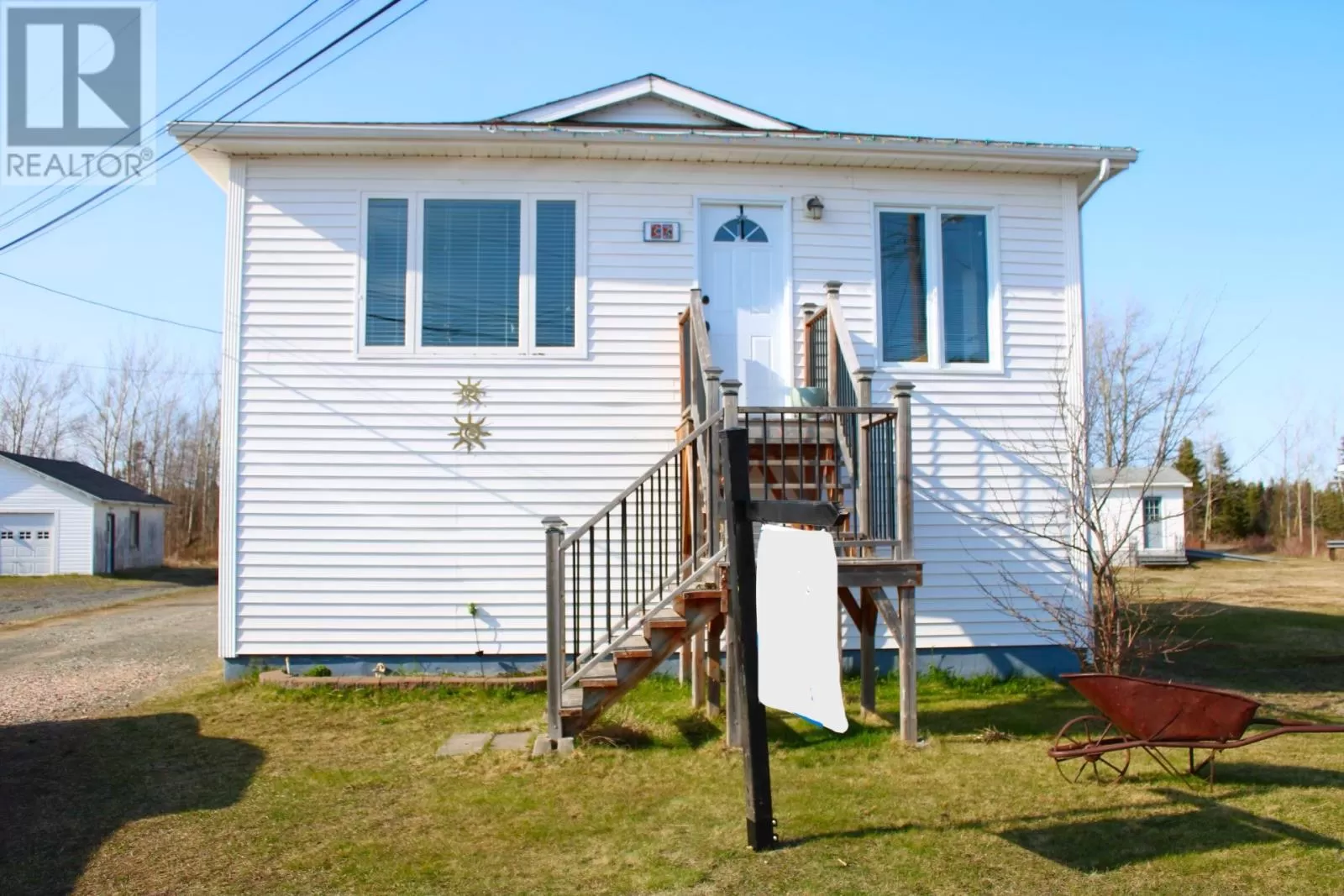 House for rent: 33 Maple Street, Badger, Newfoundland & Labrador A0H 1A0