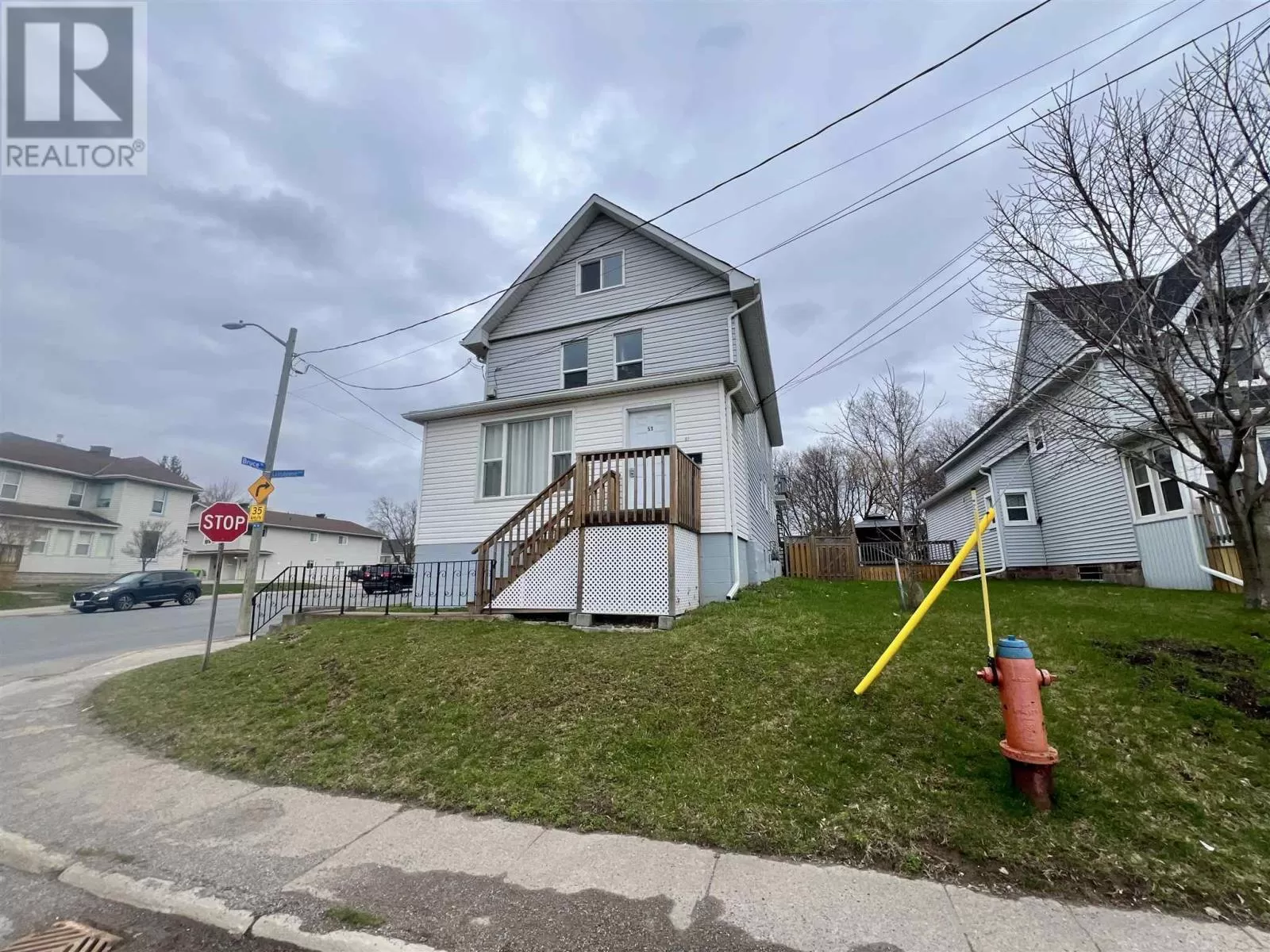 Multi-Family for rent: 330 Bruce St, Sault Ste. Marie, Ontario P6B 1P7