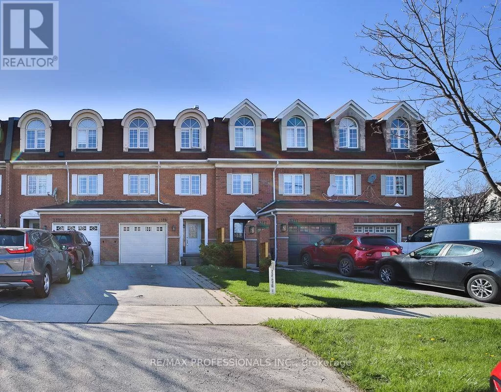 Row / Townhouse for rent: 3319 Southwick St, Mississauga, Ontario L5M 7K9