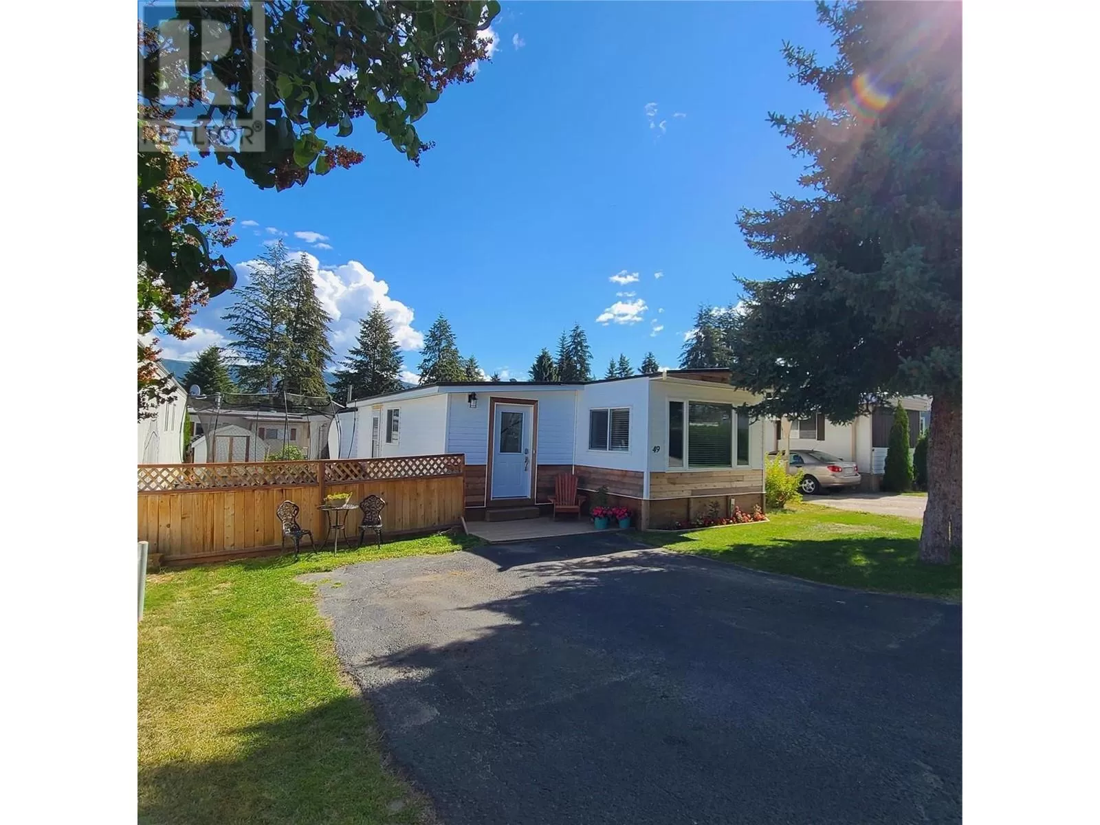 Manufactured Home for rent: 3350 10 Avenue Ne Unit# 49, Salmon Arm, British Columbia V1E 1J6