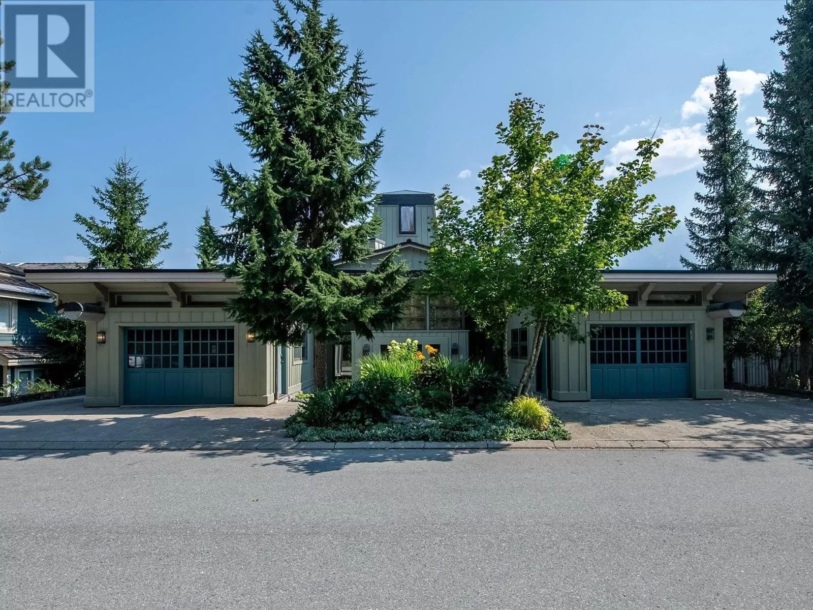 House for rent: 3359 Osprey Place, Whistler, British Columbia V8E 0B8