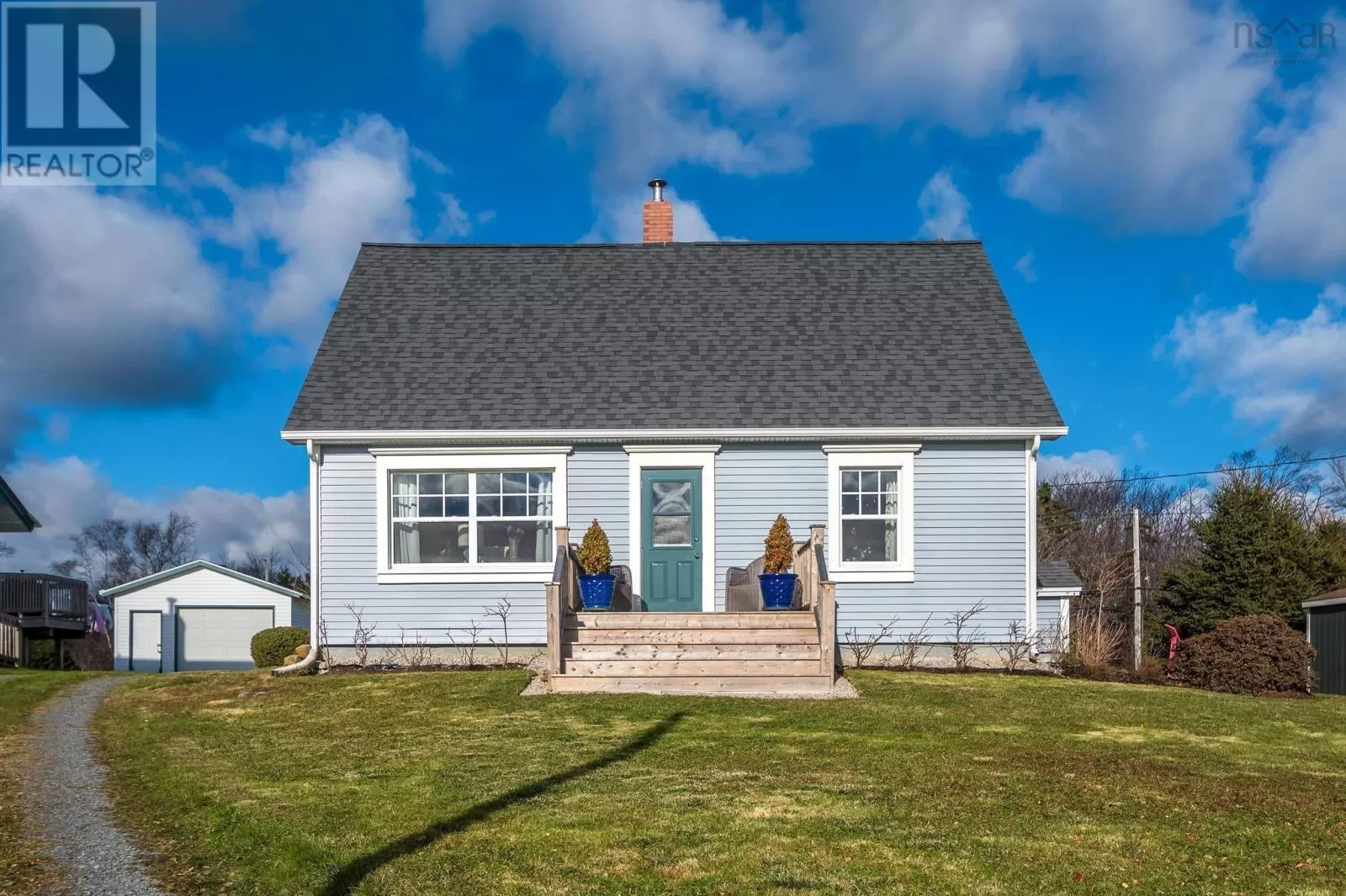 House for rent: 3382 Highway 332, Rose Bay, Nova Scotia B0J 2X0
