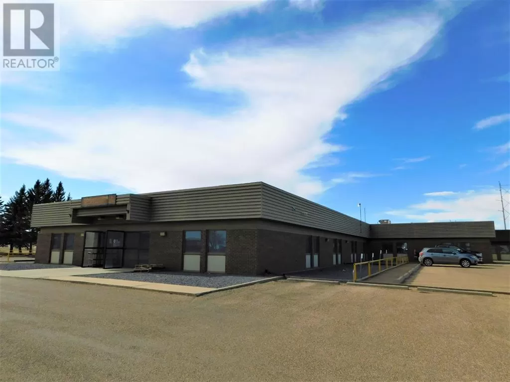 Offices for rent: 350 Aquaduct Drive, Brooks, Alberta T1R 1C8