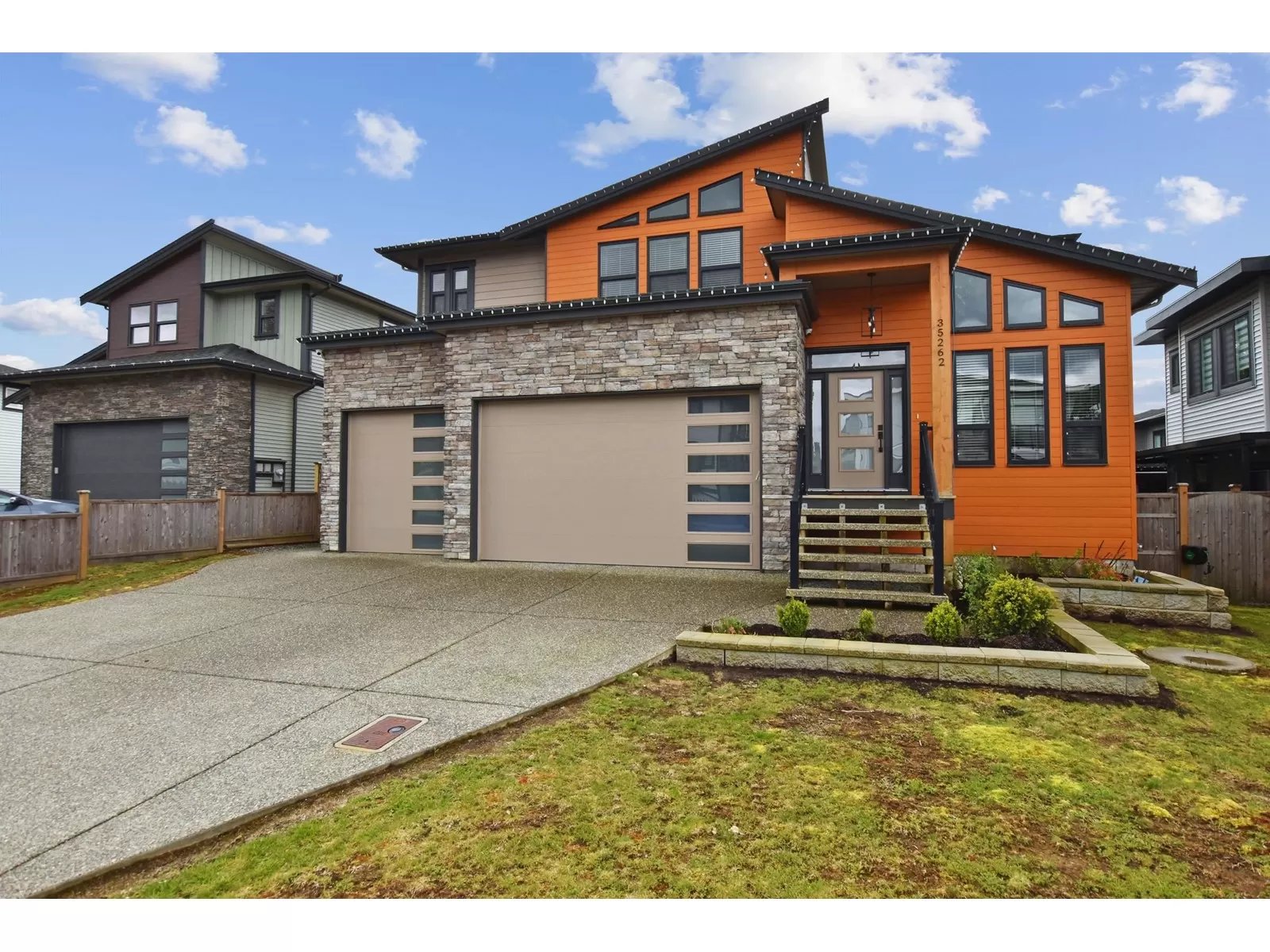 House for rent: 35262 Ewert Avenue, Mission, British Columbia V2V 6S6
