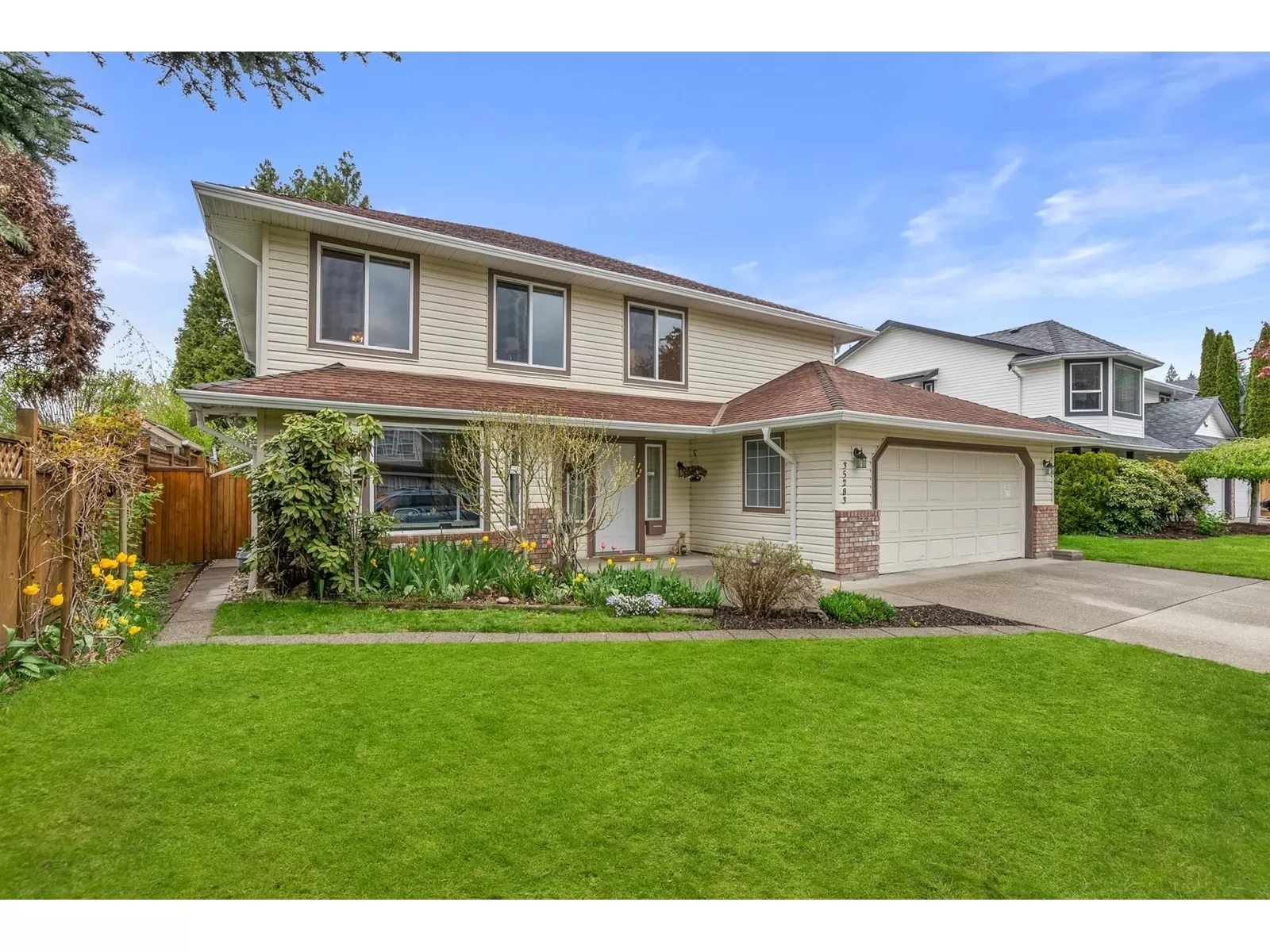 House for rent: 35283 Corbett Place, Abbotsford, British Columbia V3G 1K1