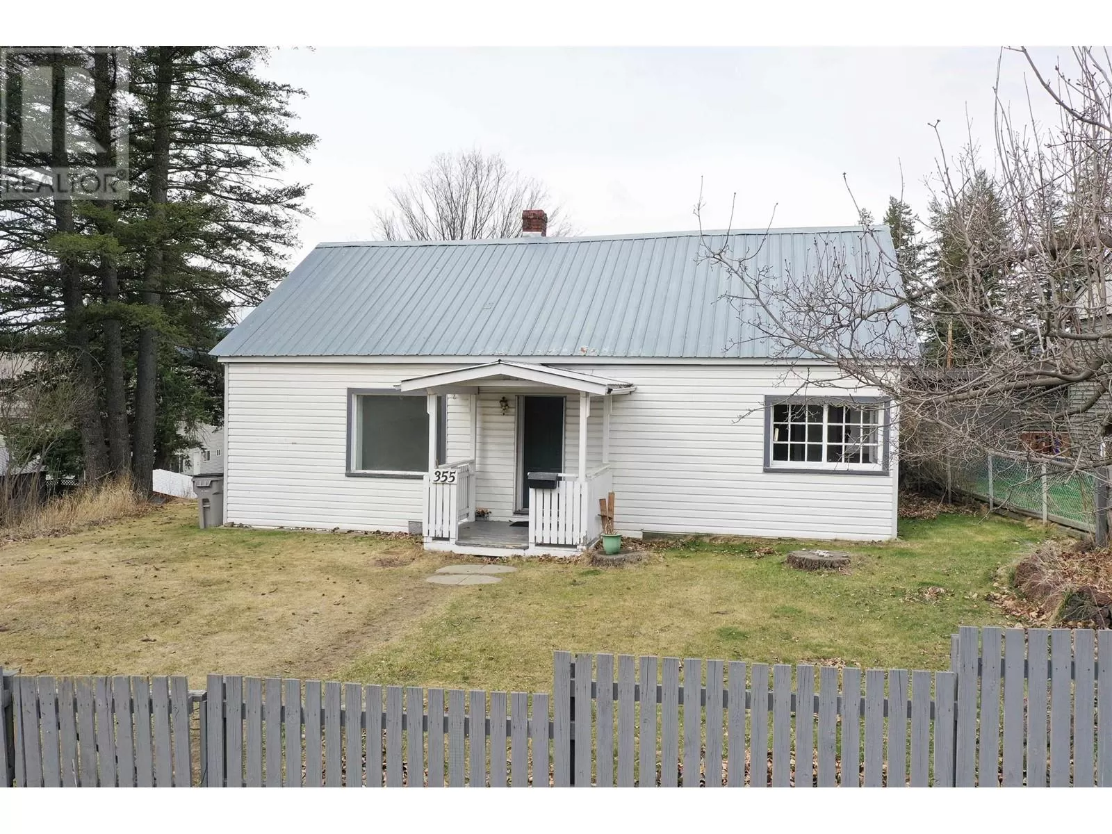 House for rent: 355 Wilson Street, Quesnel, British Columbia V2J 2V8