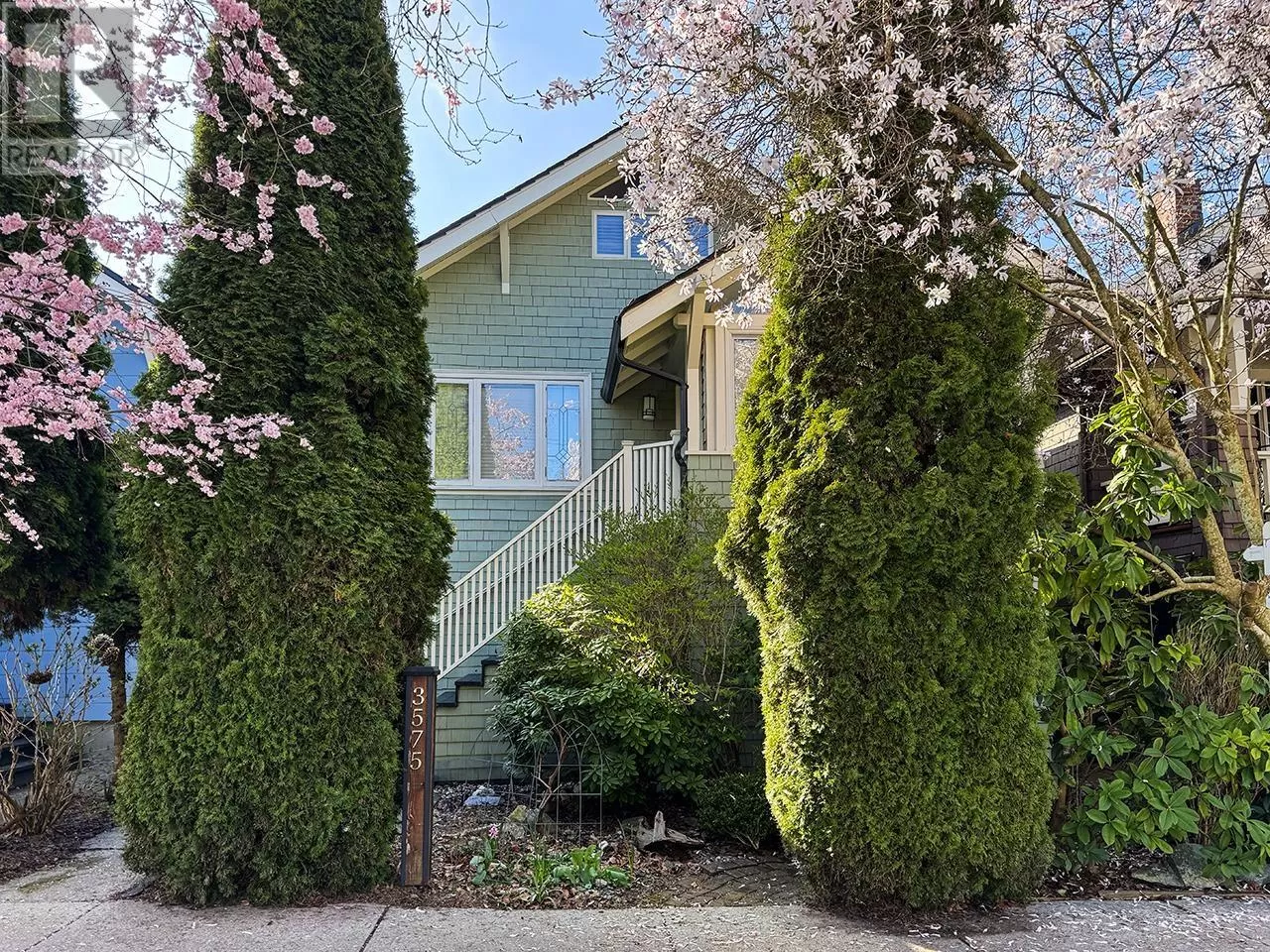 House for rent: 3575 Laurel Street, Vancouver, British Columbia V5Z 3V3