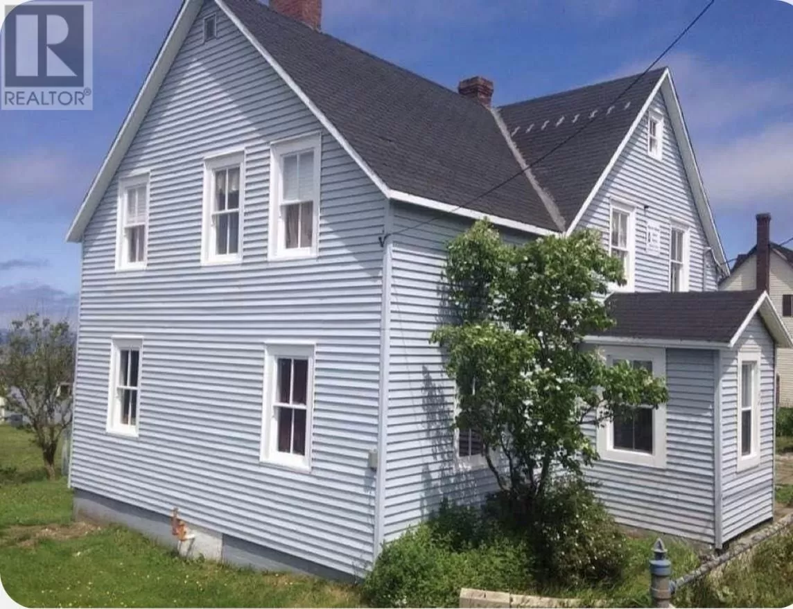 Two Apartment House for rent: 36 Bennett Street, Bell Island, Newfoundland & Labrador A0A 4H0