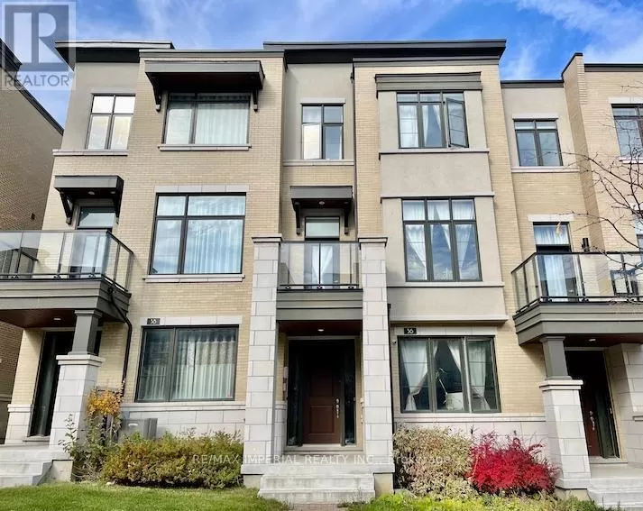 Row / Townhouse for rent: 36 Carrville Woods Circle, Vaughan, Ontario L6A 4Z6