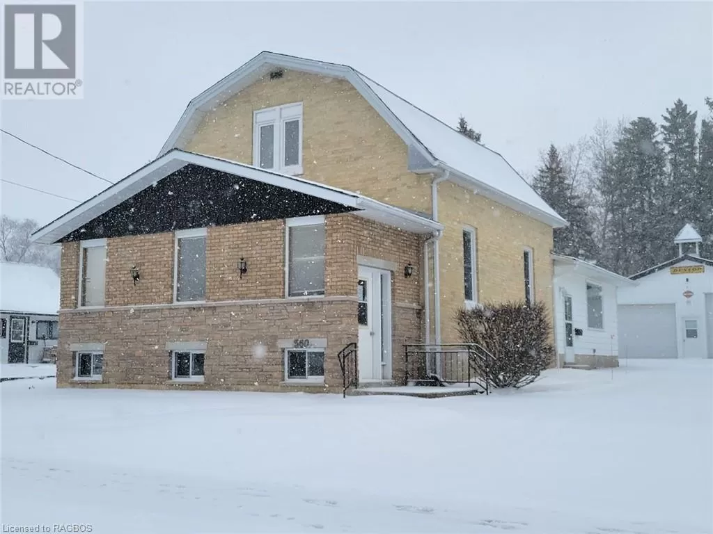 House for rent: 360 James Street, Mount Forest, Ontario N0G 2L3