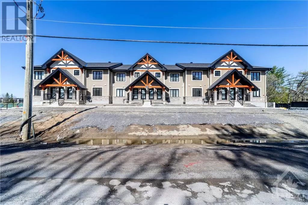 Apartment for rent: 360 Montee Outaouais Street Unit#710, Rockland, Ontario K4K 1K7