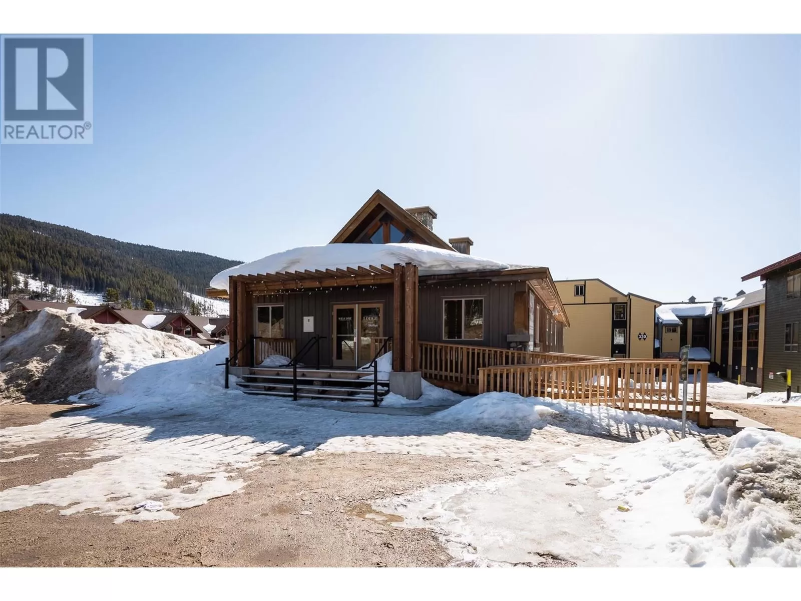 Other for rent: 360 Strayhorse Road Unit# 13, Apex Mountain, British Columbia V2A 6J9