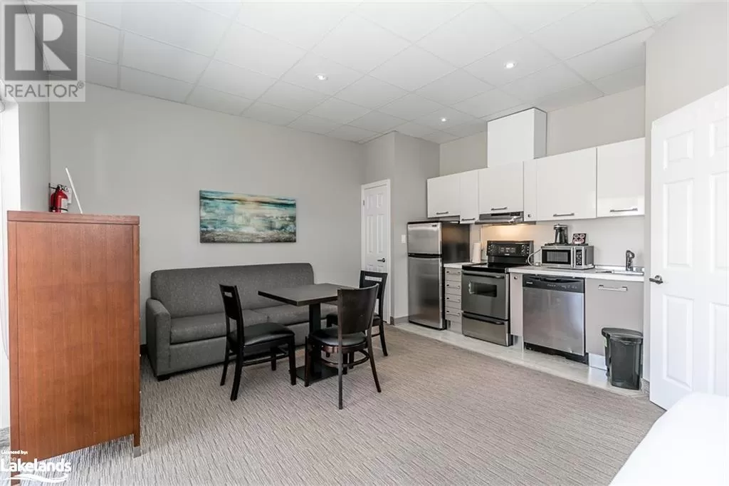 Apartment for rent: 361 Mosley Street Unit# 109, Wasaga Beach, Ontario L9Z 2J8