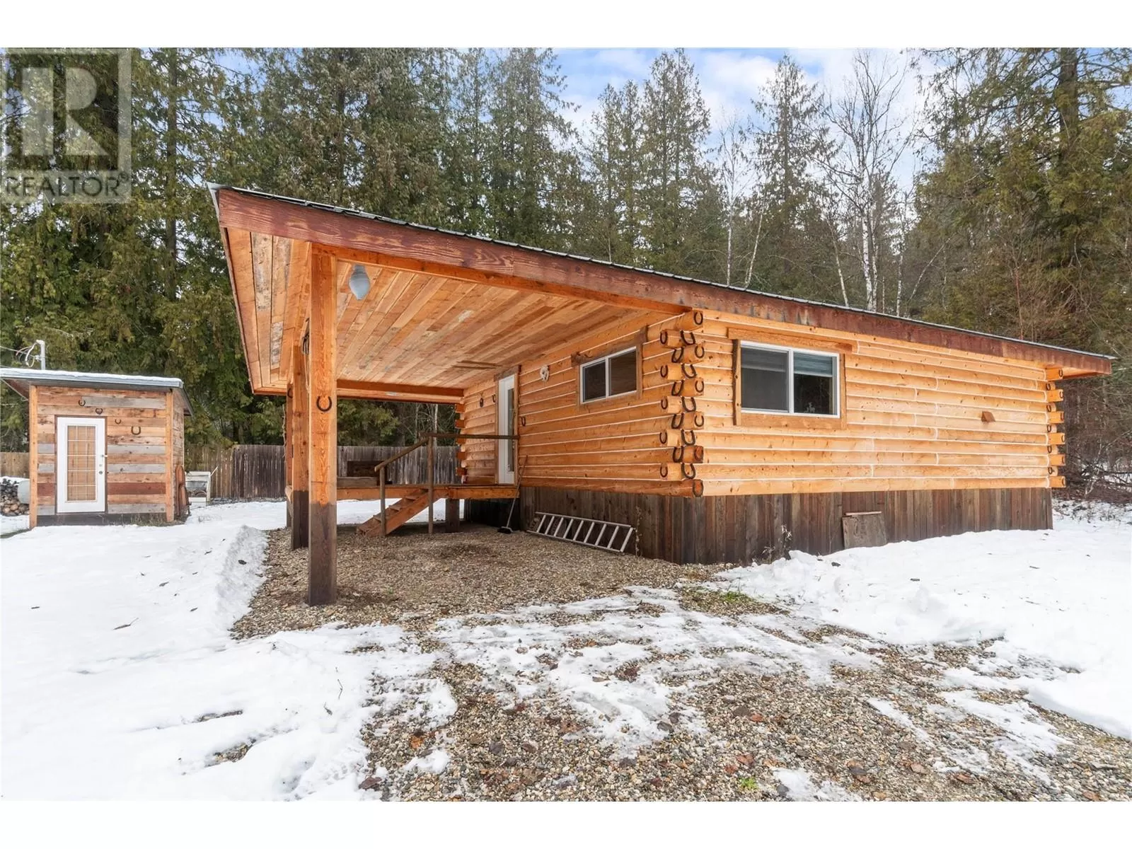 House for rent: 3711 Lefreniere Road, Malakwa, British Columbia V0E 2J0