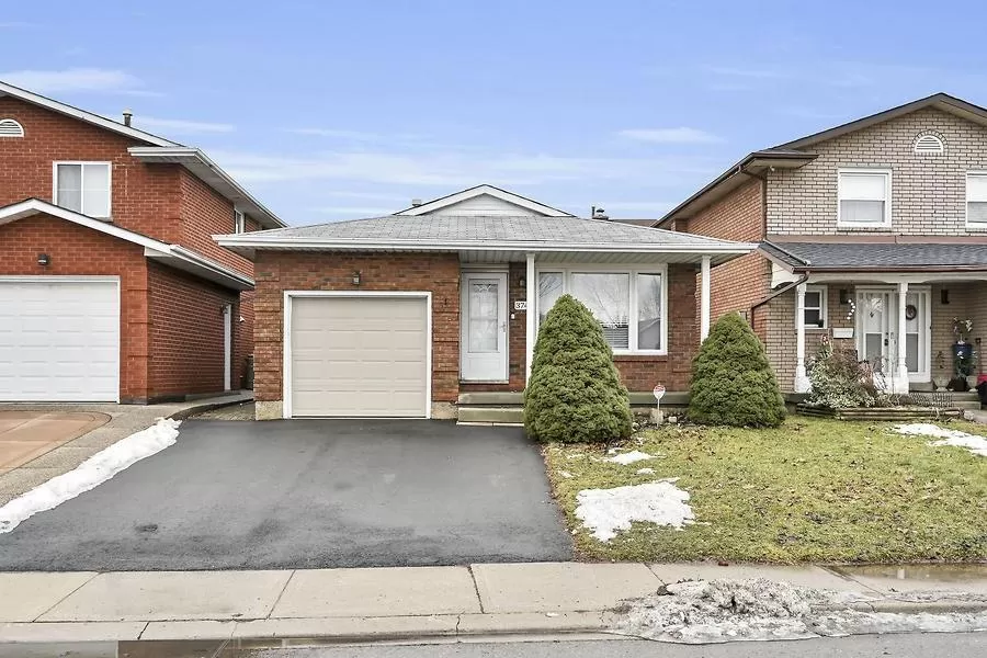 House for rent: 374 Limeridge Road E, Hamilton, Ontario L9A 2S7