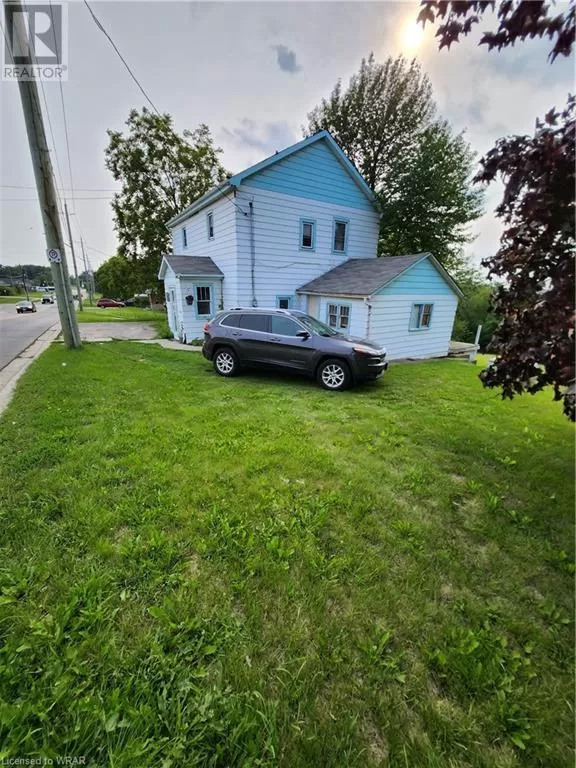 House for rent: 375 Queen Street W, Cambridge, Ontario N3C 1G6