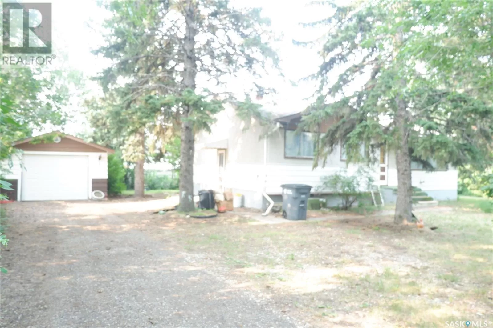 House for rent: 38 Kasper Crescent, Assiniboia, Saskatchewan S0H 0B0