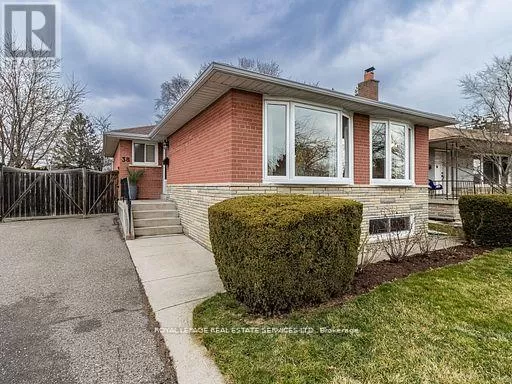 House for rent: 38 Rhinestone Drive, Toronto, Ontario M9C 3X1